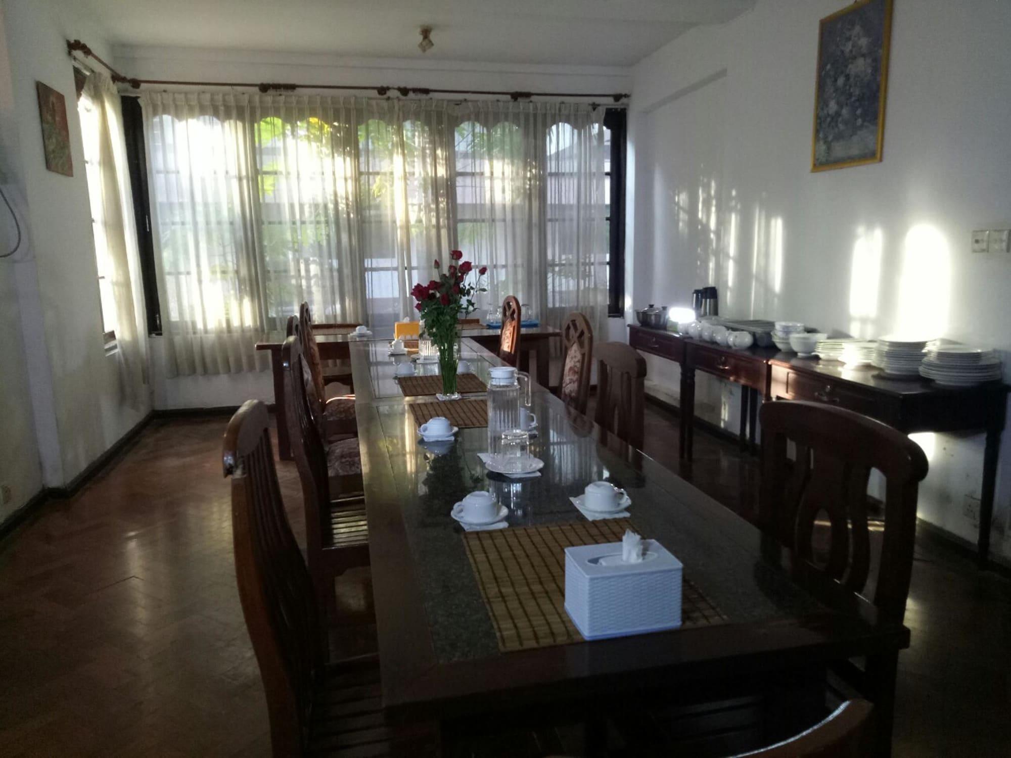 Airport Inn Gyogon Extérieur photo
