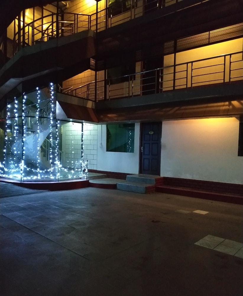 Airport Inn Gyogon Extérieur photo